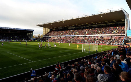 英格拉姆 英格拉姆